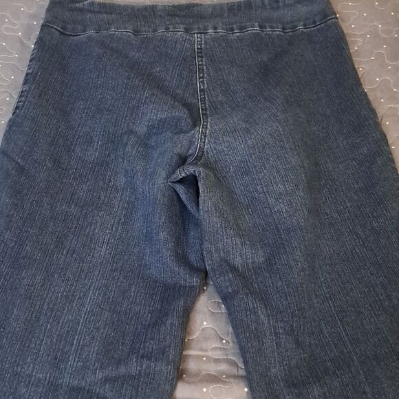 Multiples Women's Blue Pull on Jeans size 10 - Picture 4 of 5